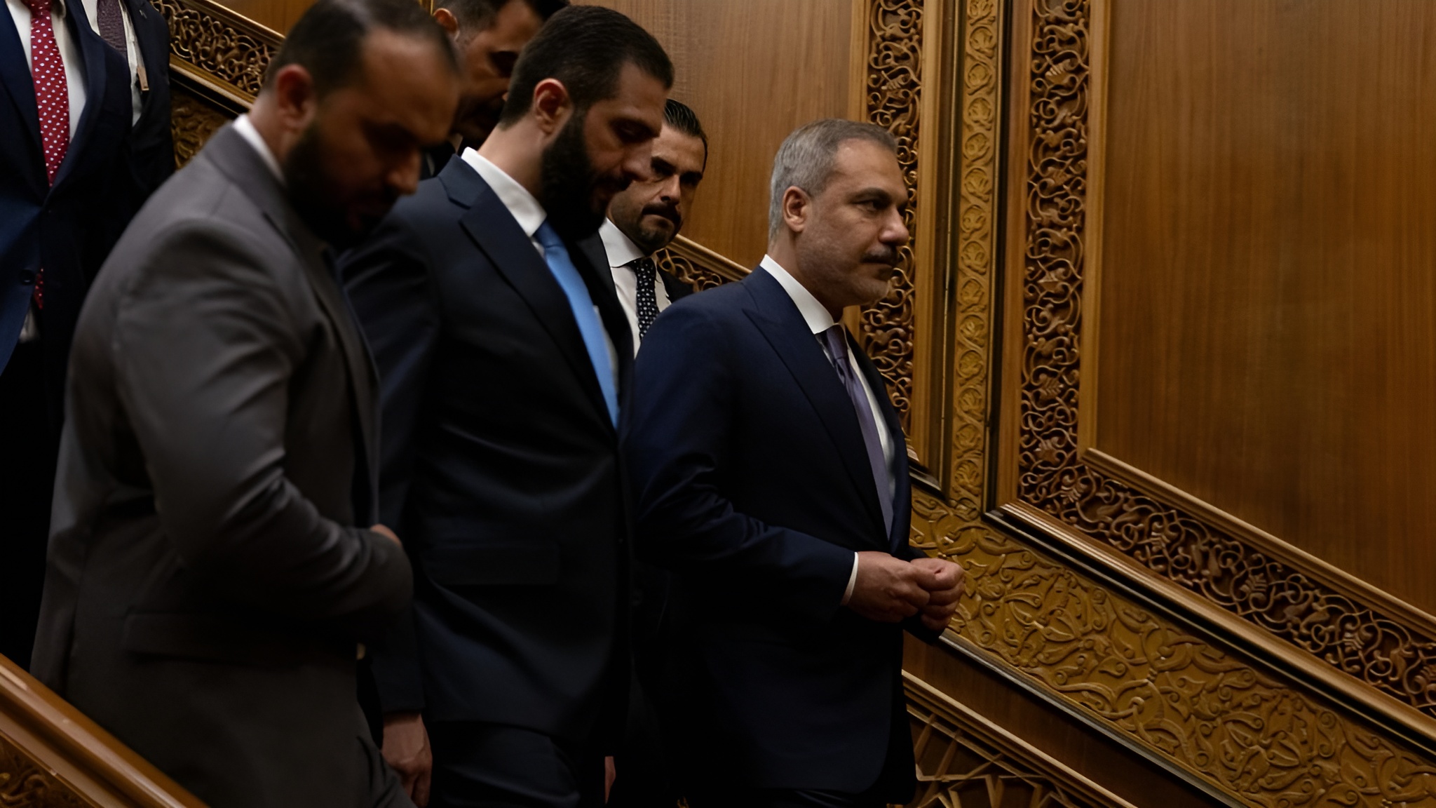 Men Dakka Dukka: Fırat’ın Doğusunda İflas ve Suriye’de Yeni Dönem